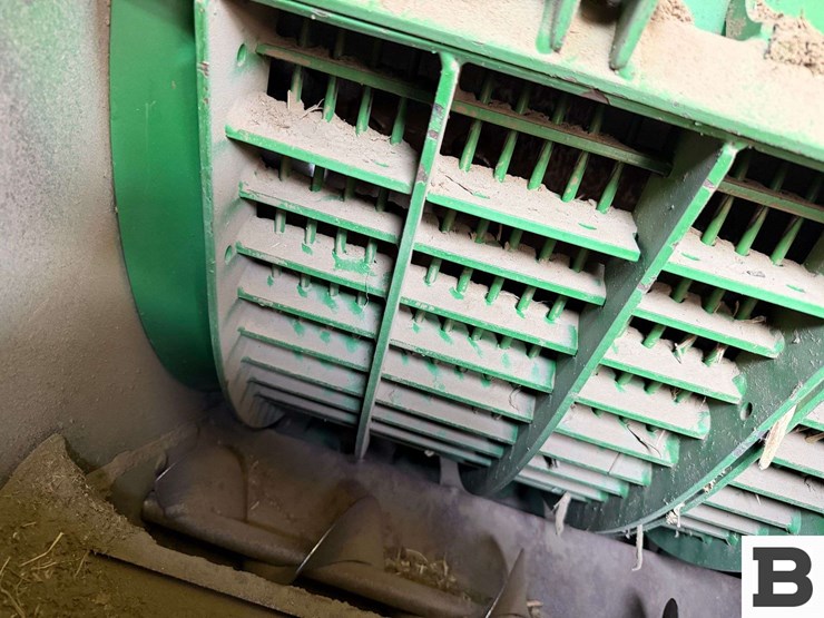2009-john-deere-9770-sts-image-46
