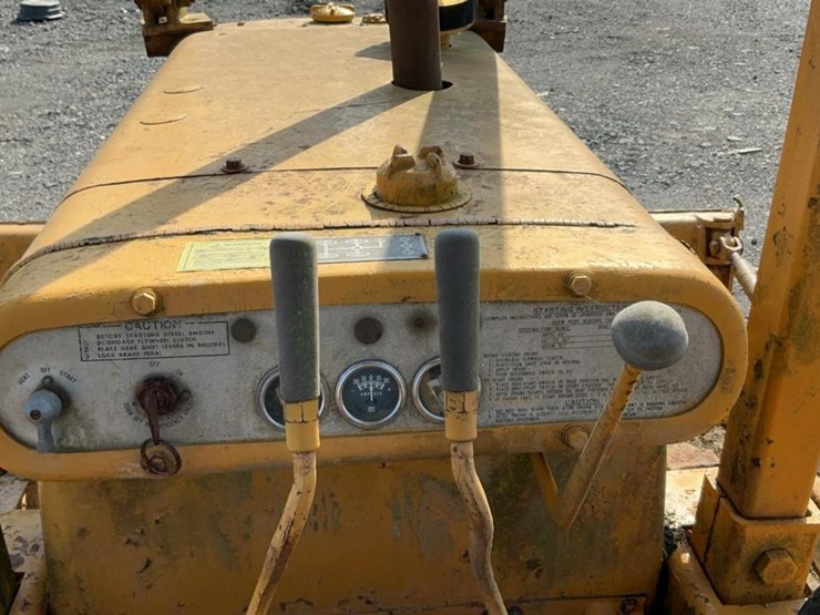 caterpillar-d4-image-49