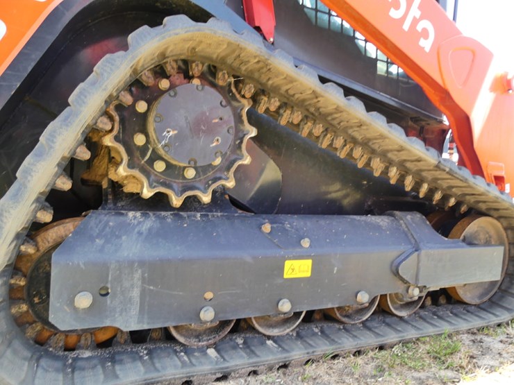 2024-kubota-svl75-3-image-6