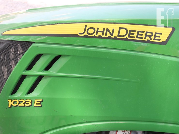 john-deere-1023e-image-11