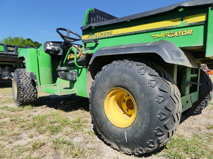 2016-john-deere-gator-image-6
