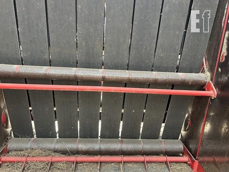 massey-ferguson-1756-image-7