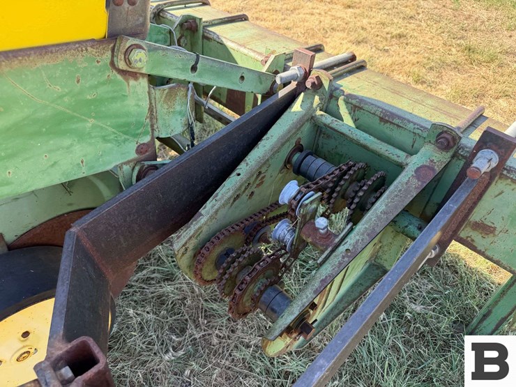 john-deere-7100-image-15