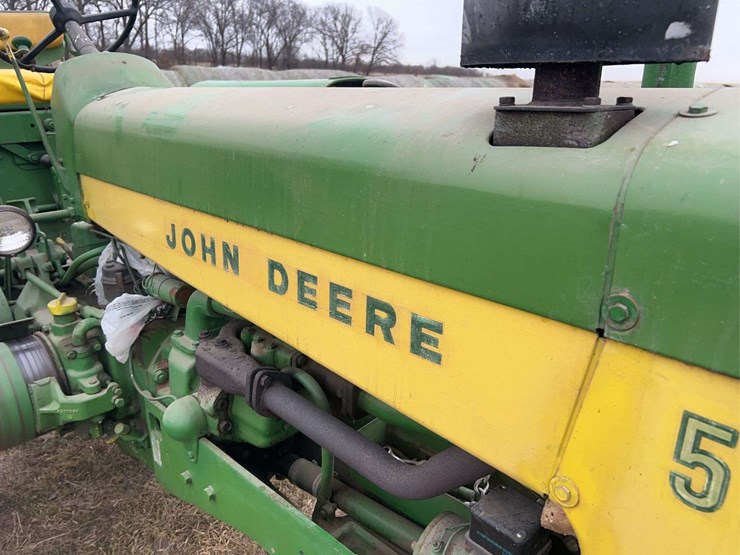 john-deere-530-image-11
