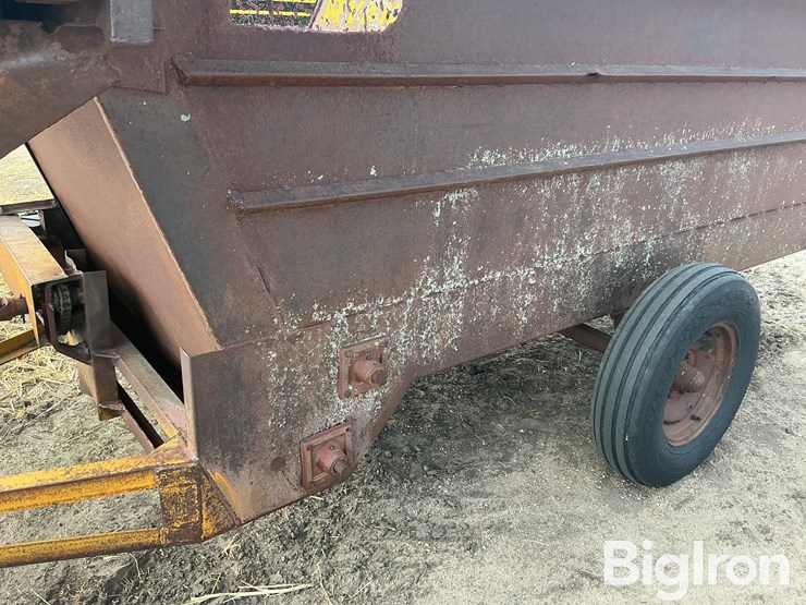 kelly-ryan-feed-wagon-image-17