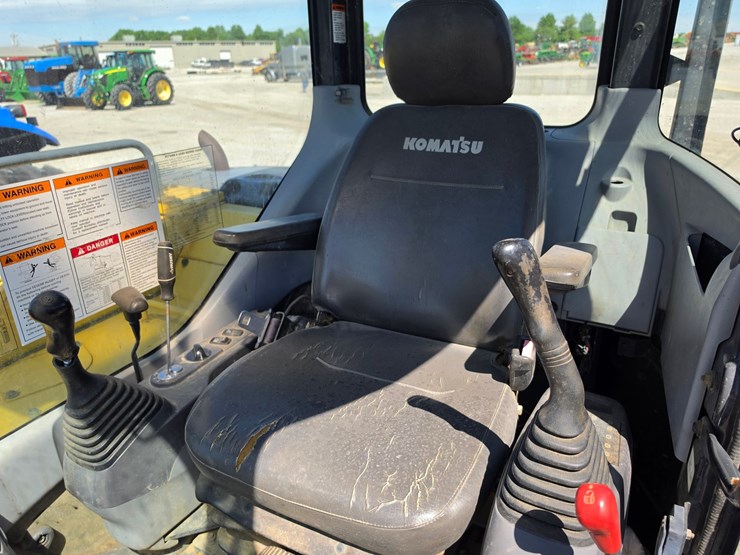 2004-komatsu-pc78mr-6-image-12