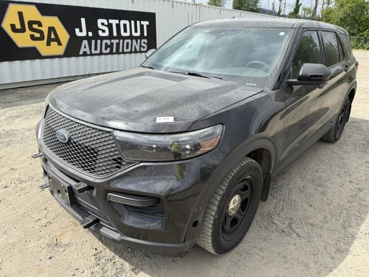 2020-ford-explorer-image-1