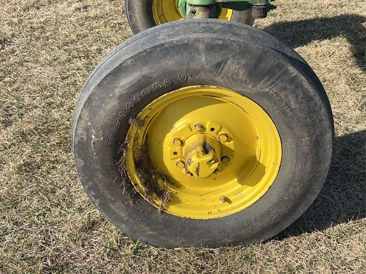 john-deere-720-image-17
