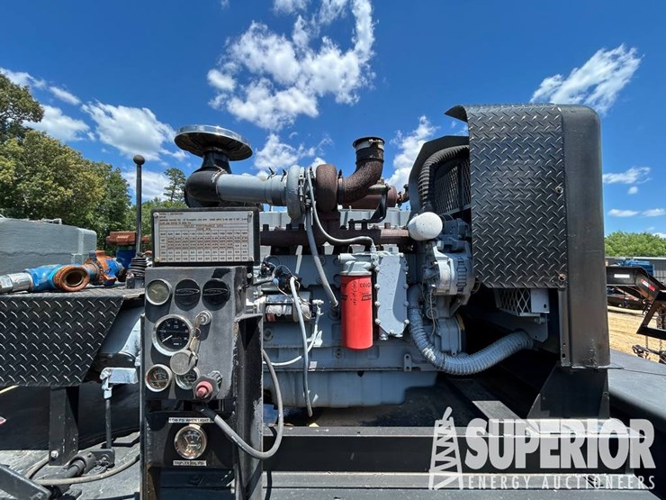 (x)-gardner-denver-tee-304-0te-001-well-service-pump-image-6