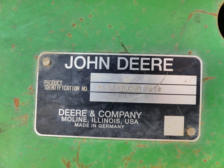 2010-john-deere-7230-image-15