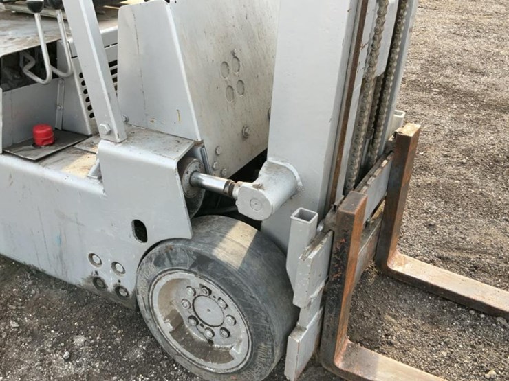 #1350-•-white-ma-50-lpg-forklift-image-24