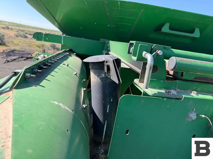 2009-john-deere-9770-sts-image-107
