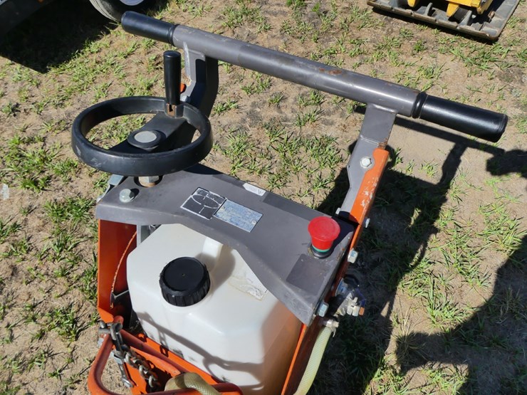 husqvarna-fs400lv-image-6
