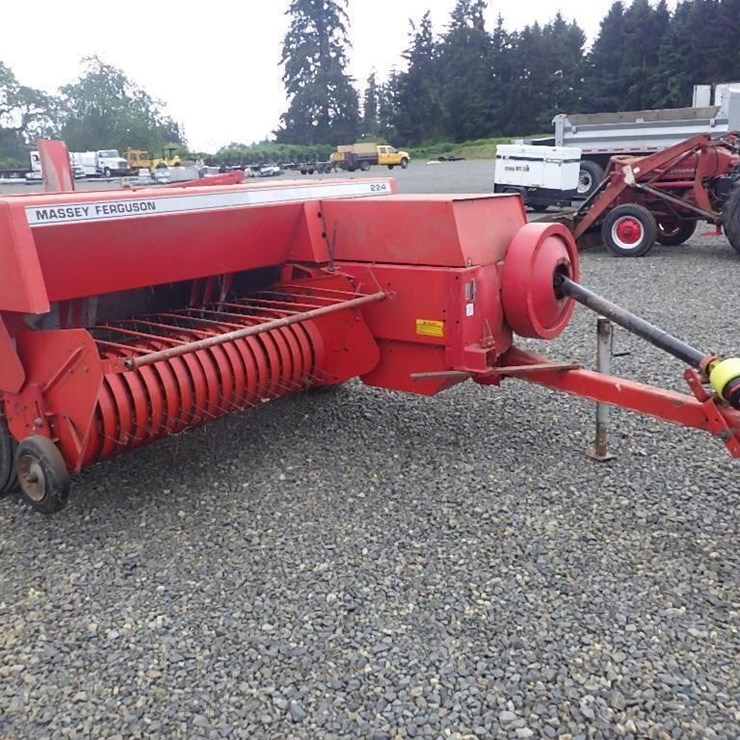 MASSEY-FERGUSON 224