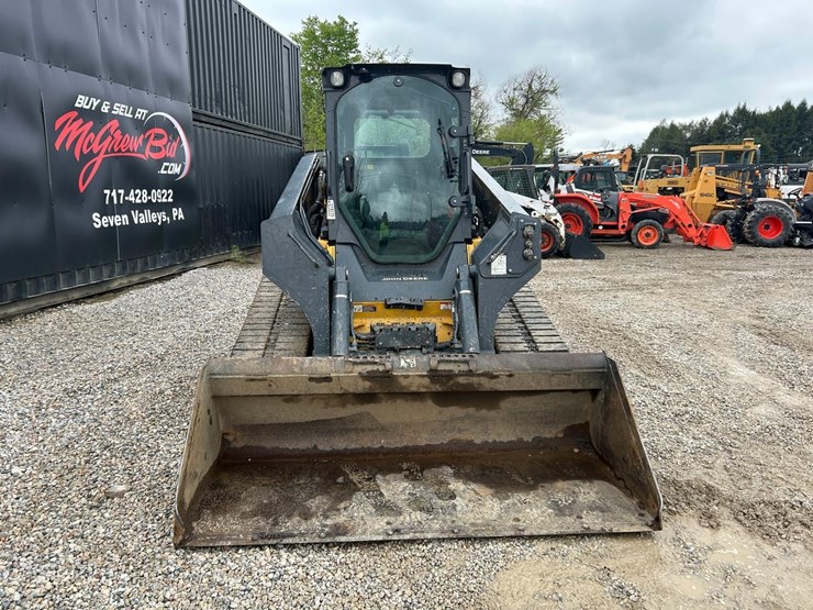2021-deere-331g-image-7