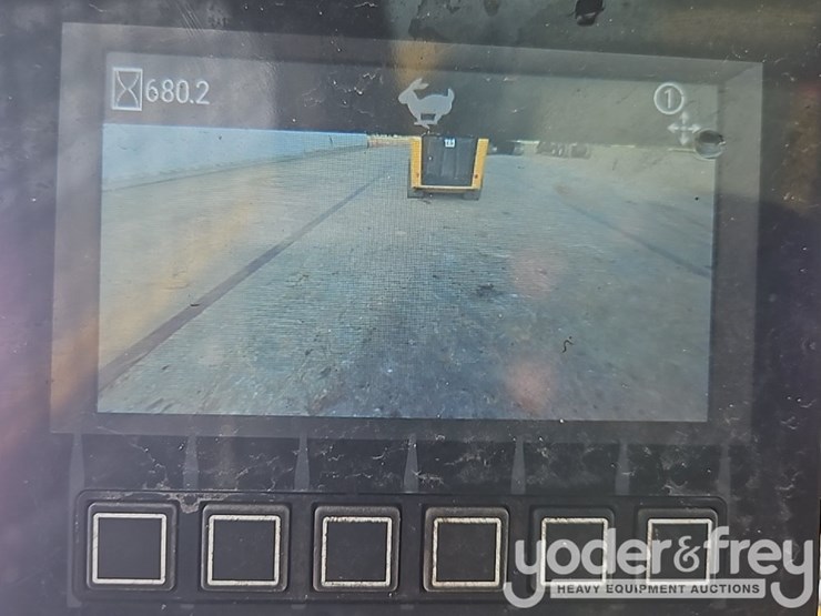 2025-caterpillar-255-image-30