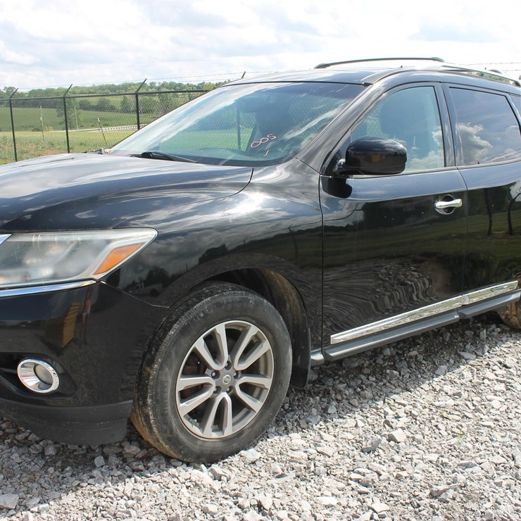 2014 NISSAN PATHFINDER