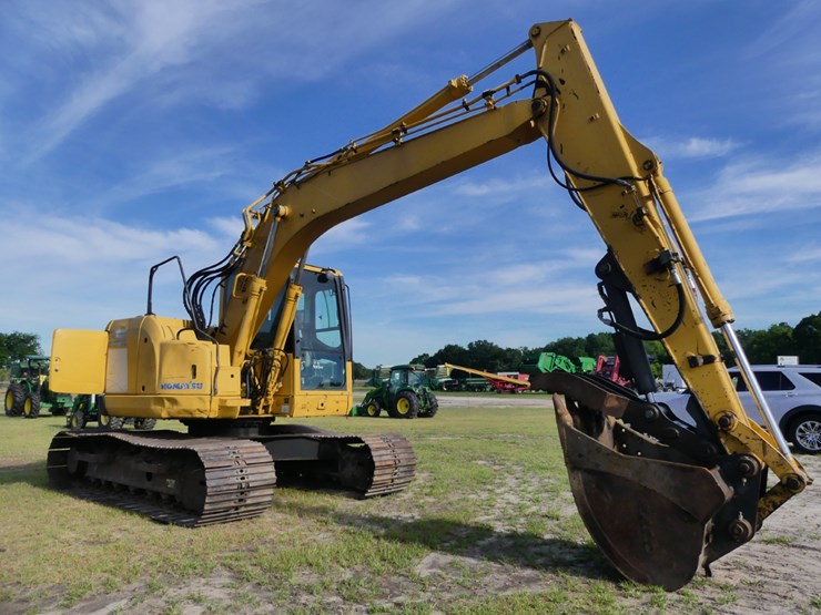 2007-komatsu-pc138us-image-2