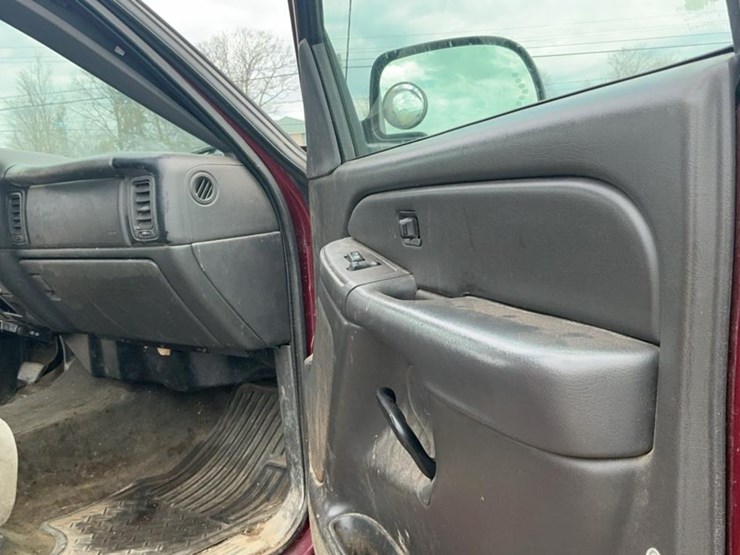 2005-chevrolet-silverado-2500hd-image-69