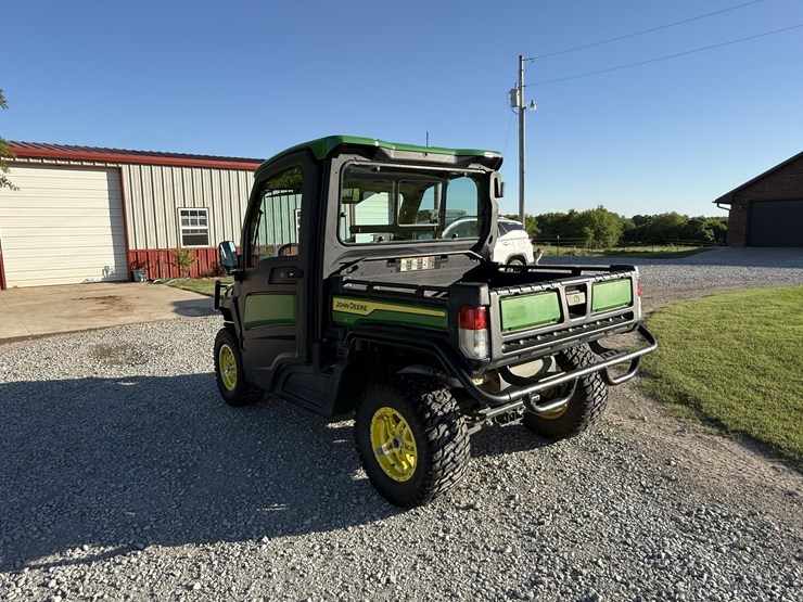 2024-john-deere-gator-image-9