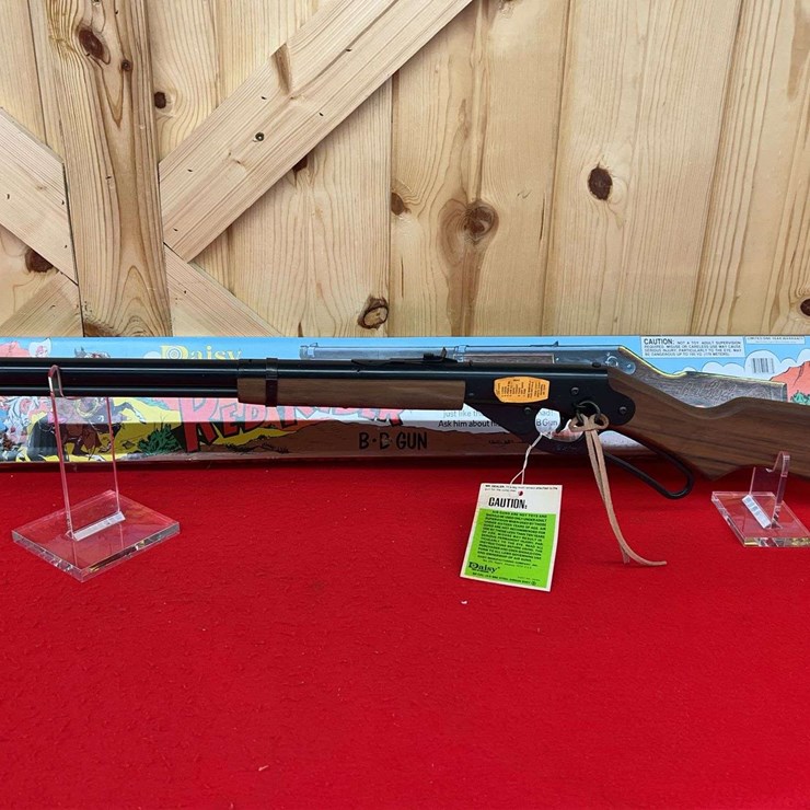 Daisy Model 1938B Red Ryder BB Gun with Original Packaging