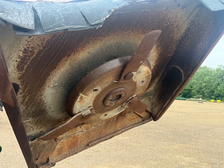 john-deere-6215-image-12