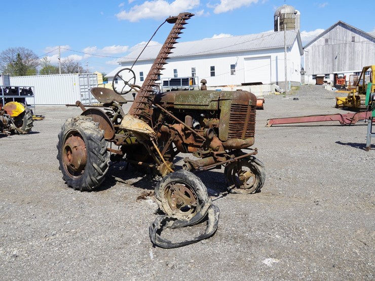 #2408-•-farmall-cub-a-tractor-with-sickle-bar-mower-image-7