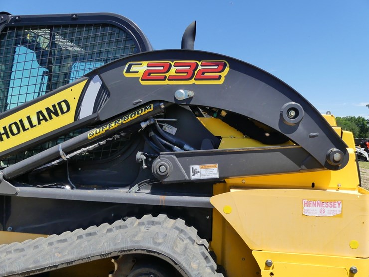 new-holland-c232-image-8