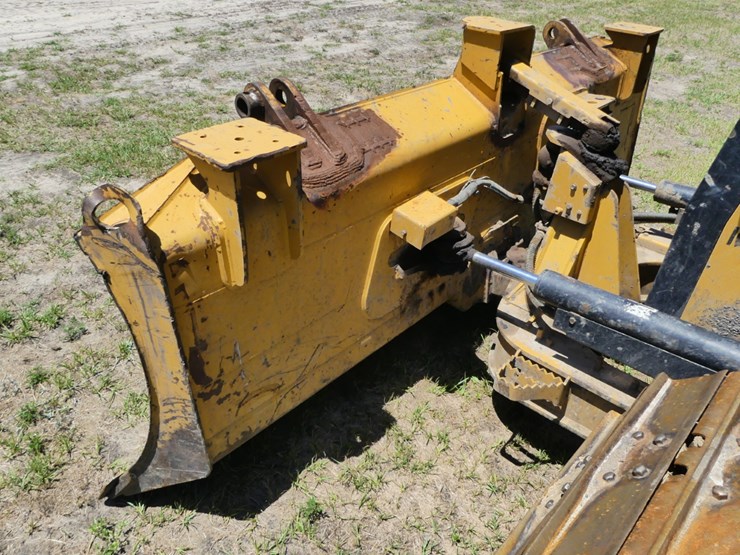 2016-caterpillar-d5k2-image-7