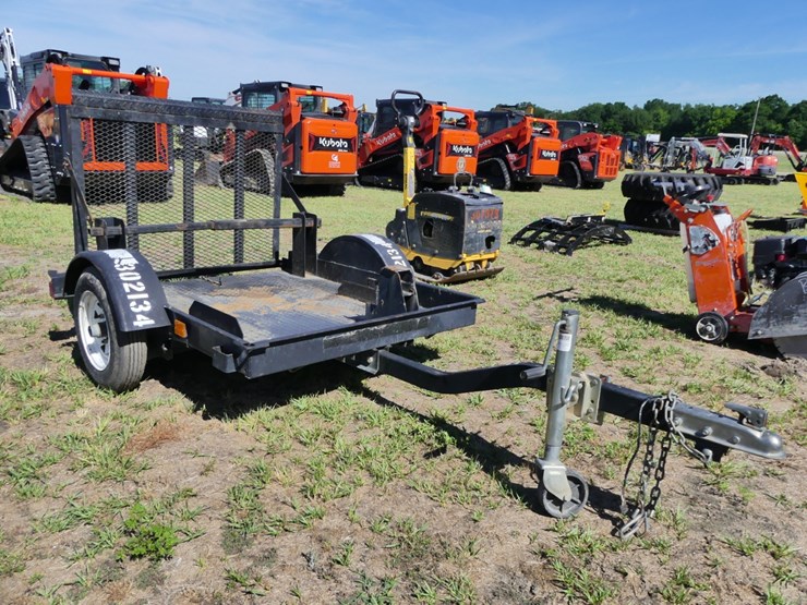 toro-equipment-trailer-image-1
