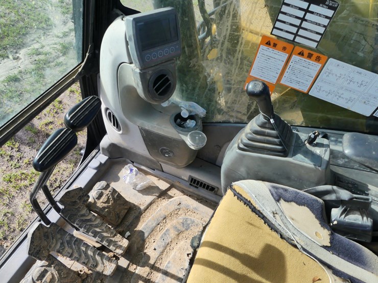 2016-caterpillar-312f-image-14