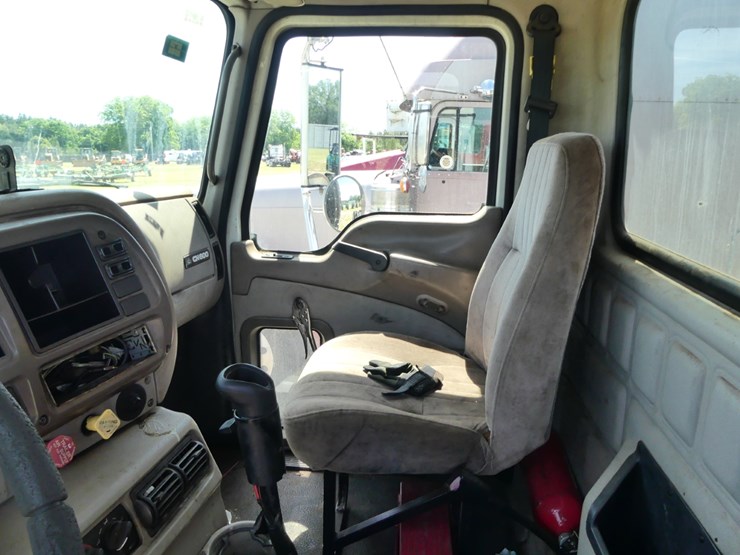 2001-mack-grapple-truck-image-14