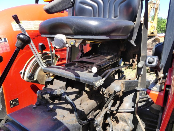 2000-massey-ferguson-243-image-10