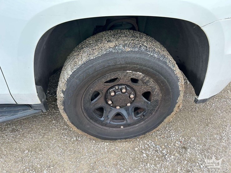 2020-chevrolet-tahoe-image-27