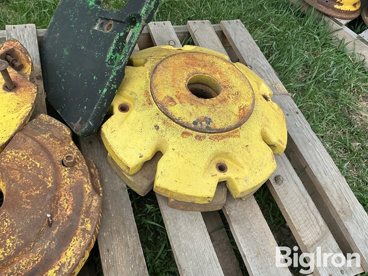 john-deere-tractor-weights-image-13