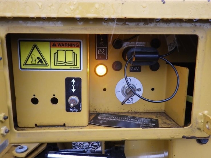 2017-caterpillar-950m-image-21