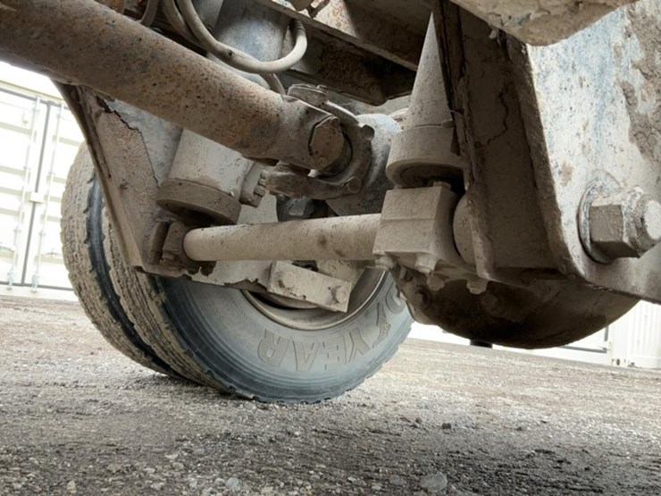 #1950-•-2005-klamar-30-yard-truck-image-45