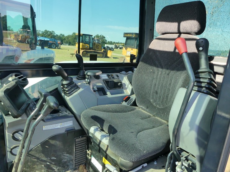 2024-bobcat-e88-image-12