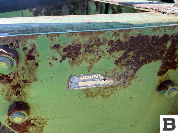 john-deere-310-image-18