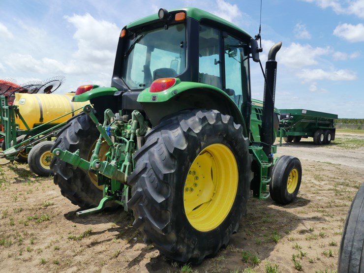 2014-john-deere-6115m-image-3