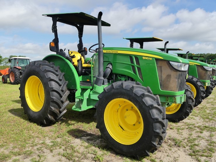 2024-john-deere-5120m-image-1