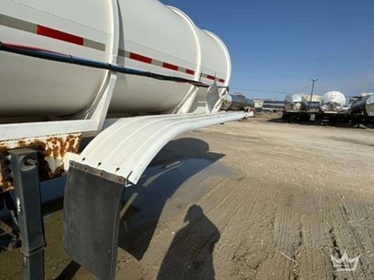 1991-polar-tanker-image-28