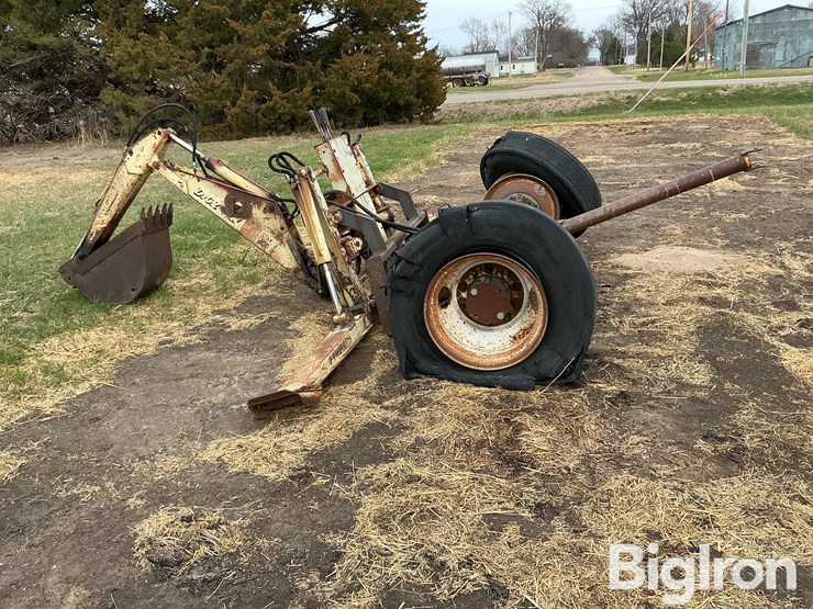 digz-all-800-pull-type-backhoe-image-8