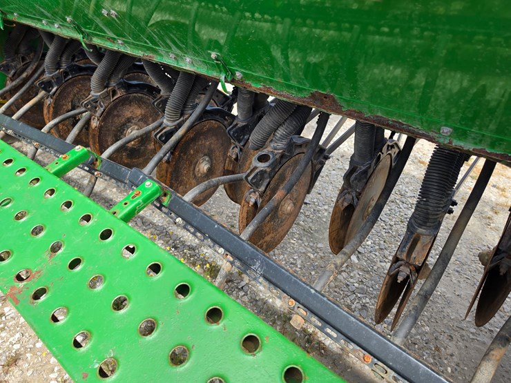 2023-john-deere-bd1108-image-7