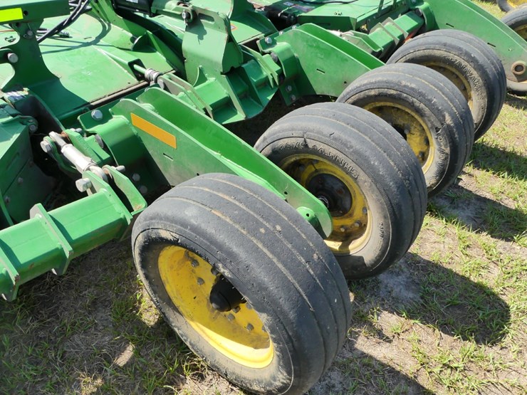 2024-john-deere-fc15r-image-6