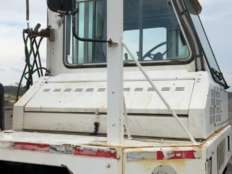 #1950-•-2005-klamar-30-yard-truck-image-39