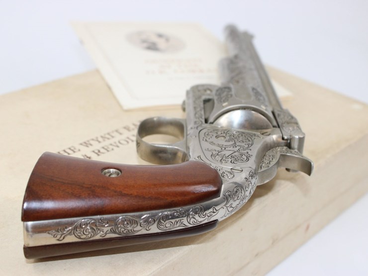 #36030-•-wyatt-earp-.44-revolver--movie-prop-image-18