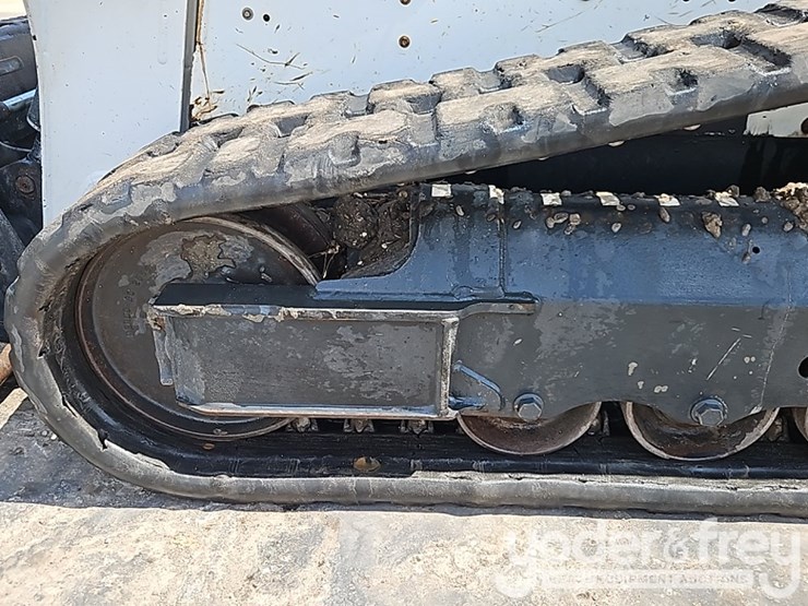 bobcat-t590-image-19