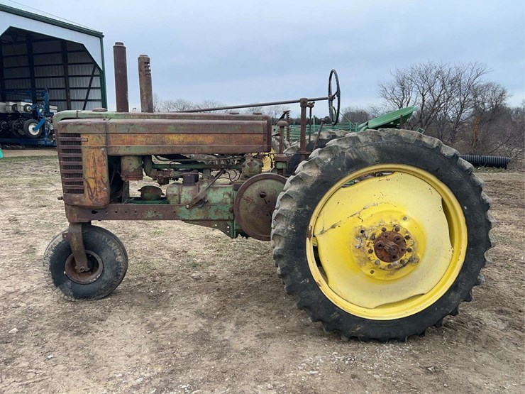 john-deere-model-a-image-2