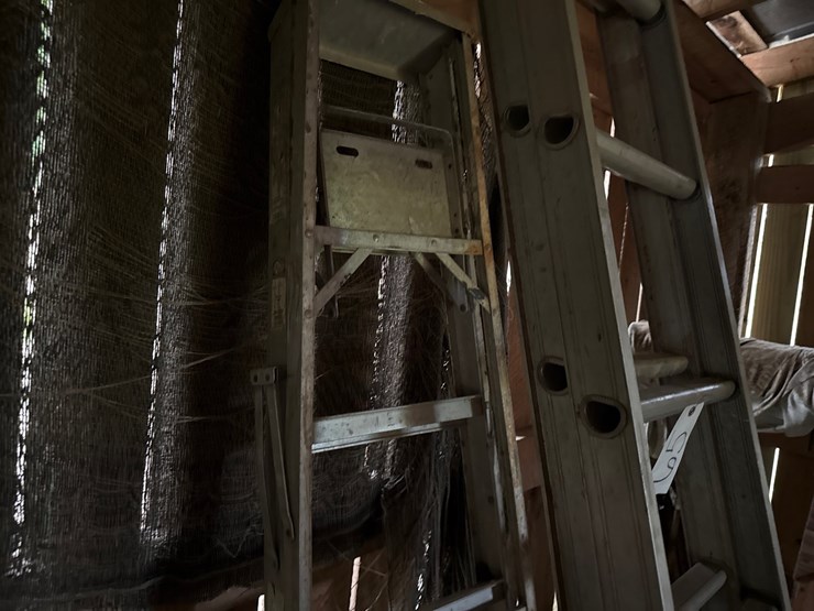 #65-•-(1)-extension-ladder-and-(1)-6’-step-ladder-image-3